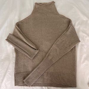 Aritzia Wilfred Cyprie Sweater